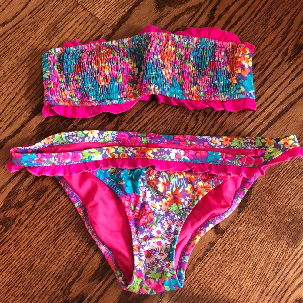 Victoria’s Secret bikini